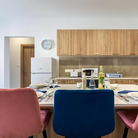Blueberry 2-bedroom In شقة