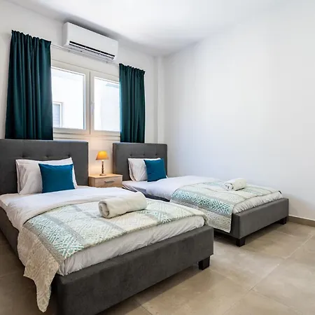 Blueberry 2-bedroom In شقة *