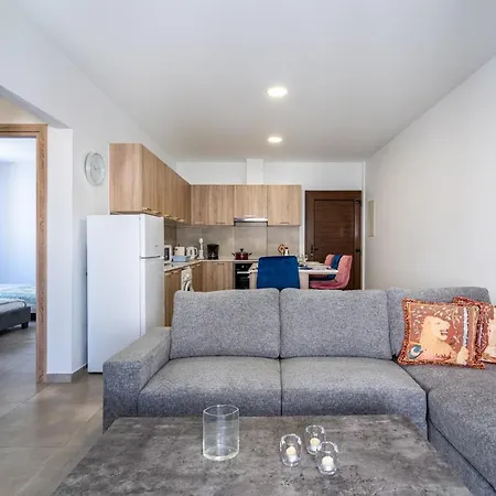 Blueberry 2-bedroom In Διαμέρισμα *